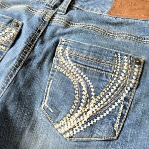 Ariya Embellished cuffed High Waisted shorts natural fibers cotton shorts